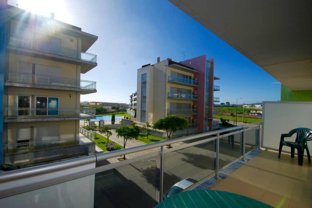 Parasol Appartment São Martinho do Porto Eksteriør billede